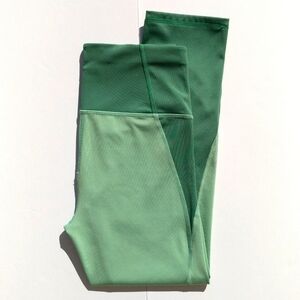 Under Armour Heatgear Fitted High Waisted Cropped Capri Workout Leggings Green S